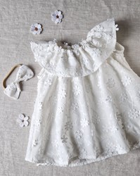 Cotton embroidery Daisy jurk