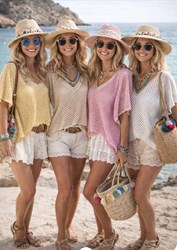 Topje met gaatjes en goud afgezet