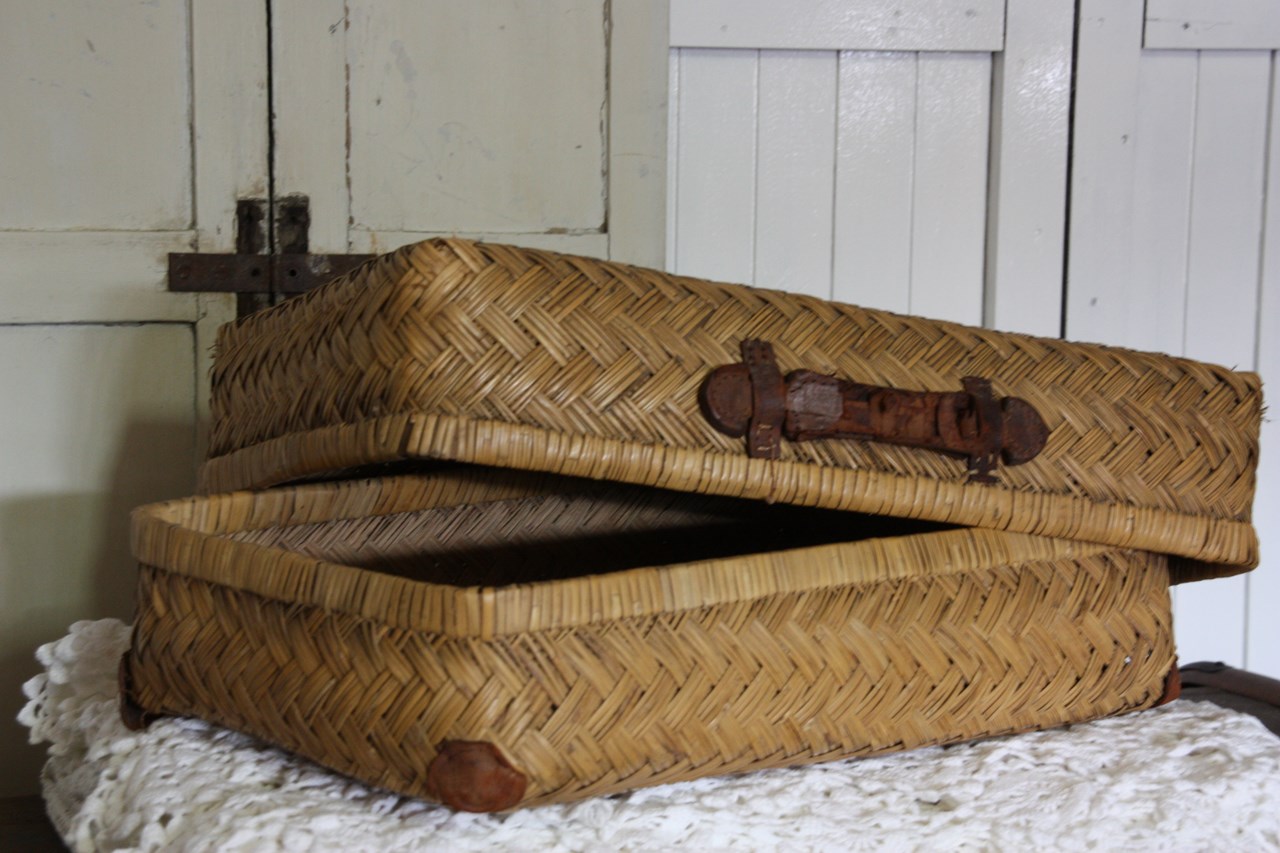 Brocante En Nostalgische Koffers Alle Soorten Materialen En Maten Brocante En Nostalgische Koffers Alle Soorten Materialen En Maten