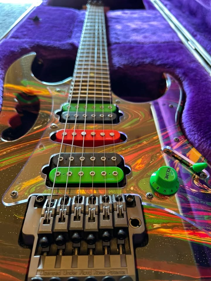 Ibanez JEM Y2K DNA Steve Vai Swirl Serial# 119 of 200 - Thumbnail 5