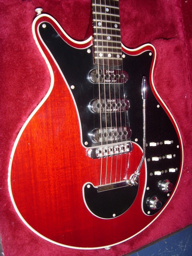 Guild USA BM01 Brian May Pro Signature Model with Original Case - Image 1