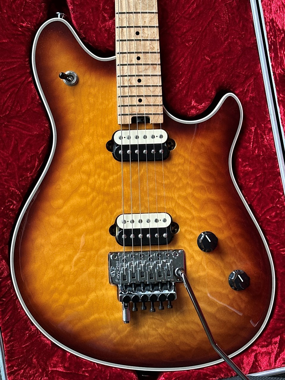 EVH Wolfgang Standard Deluxe Quilt Top Tobacco with Papers & Case - Image 1