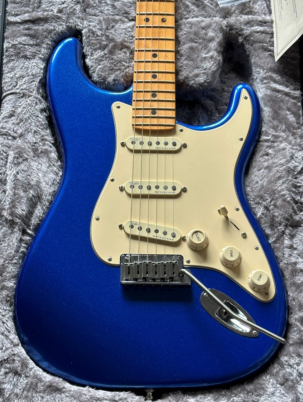 2019 Fender American Ultra Stratocaster Cobra Blue Excellent & Complete - Thumbnail 4
