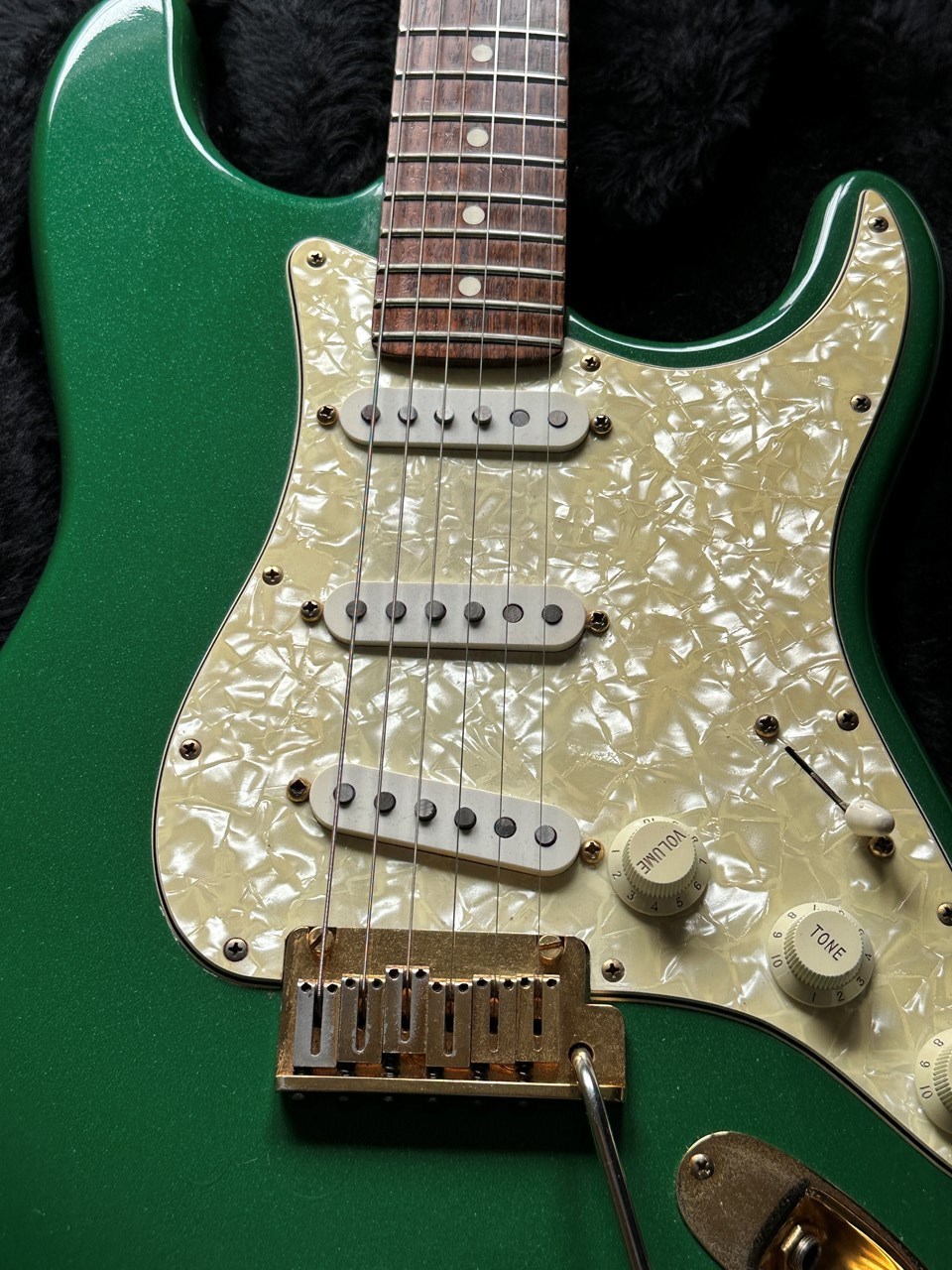 1993 Fender Stratocaster Special Edition Green Metallic/Gold Hardware - Thumbnail 2