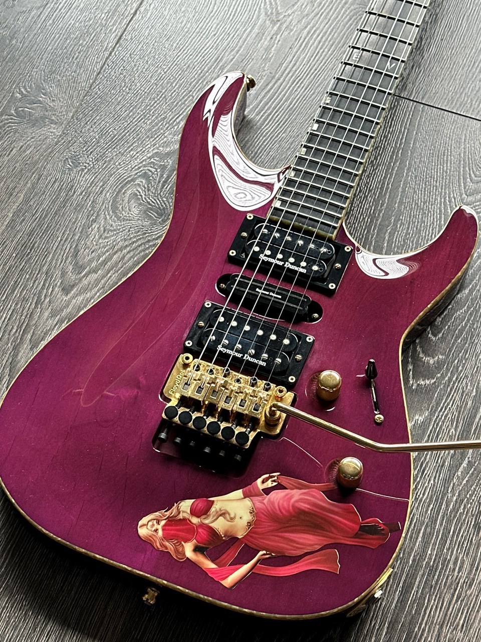 ESP Custom Shop Horizon EV "Harem Girl" Emppu Vuorinen Kiso Masterbuilt - Thumbnail 5