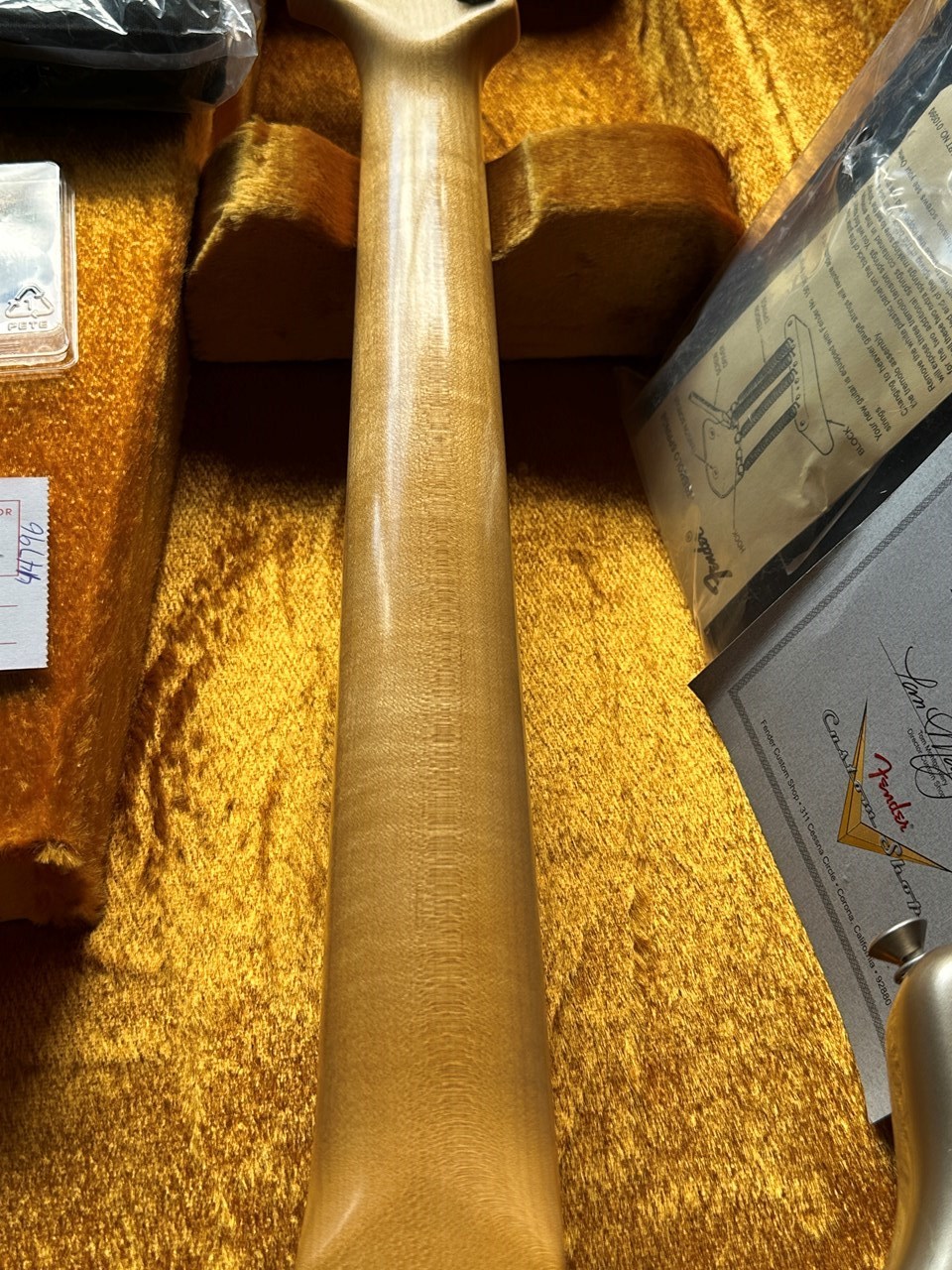 2014 Fender Custom Shop 1964 Stratocaster Shoreline Gold Flamed Maple Neck Closet Classic - Thumbnail 3