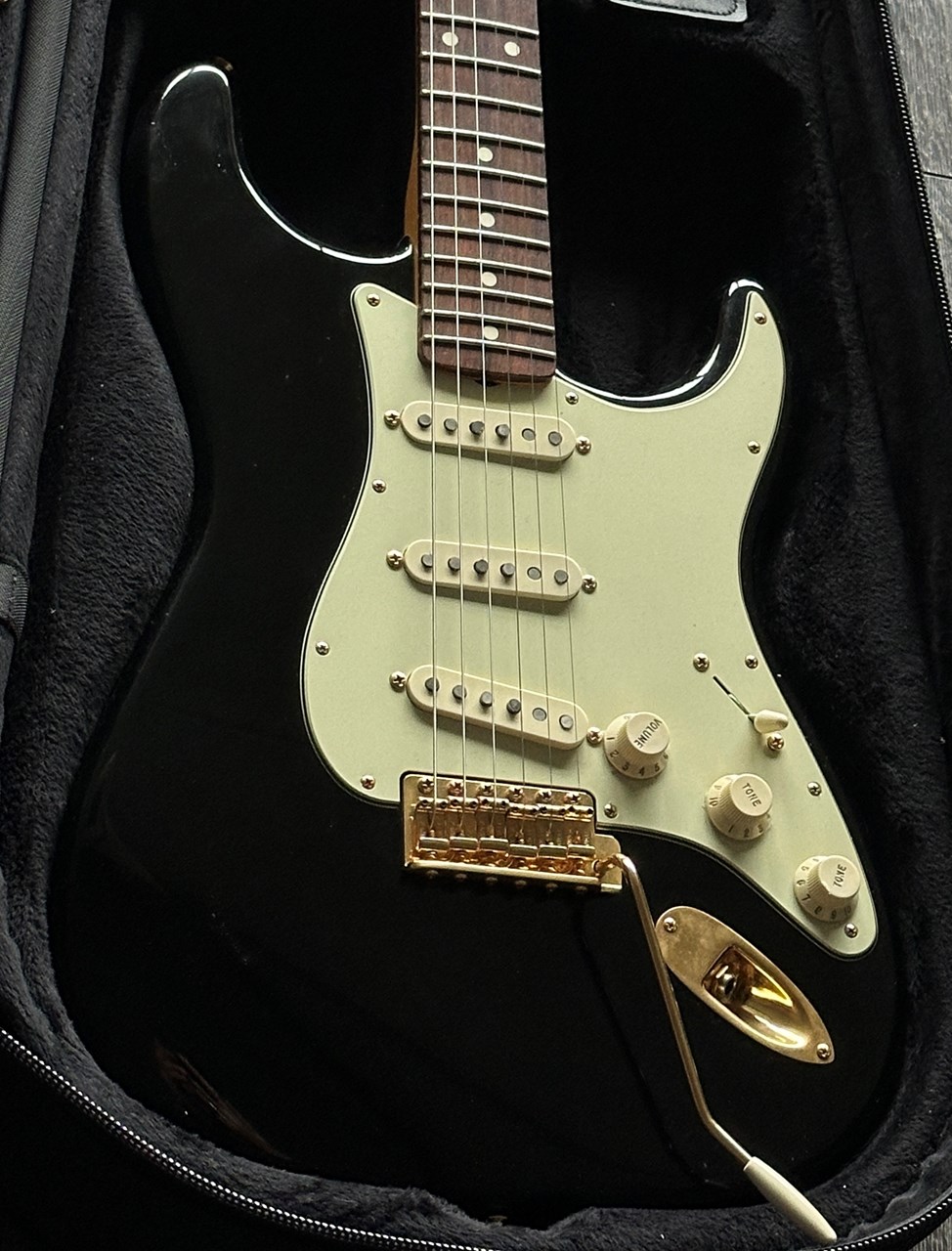 Fender Stratocaster John Mayer Black1 1 of 500 Glossy Black Collectable - Thumbnail 2