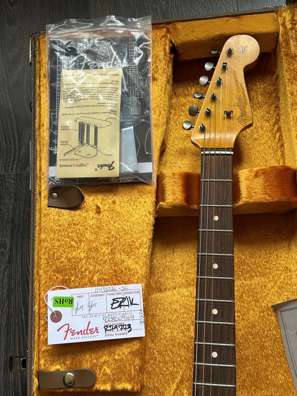Fender Stratocaster 1962 Heavy Relic Faded Lake Placid Blue over Sunburst - Thumbnail 5