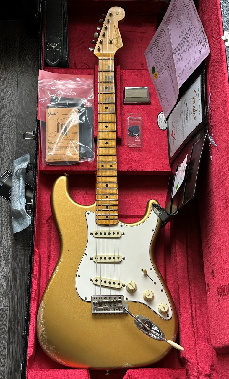 2025 Fender Stratocaster 1964 LTD Fall Event Flamed Neck Gold over Gold Sparkle Heavy Relic - Thumbnail 2