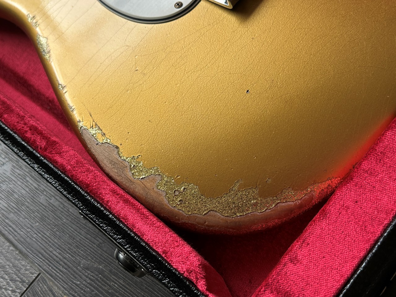 2025 Fender Stratocaster 1964 LTD Fall Event Flamed Neck Gold over Gold Sparkle Heavy Relic - Thumbnail 3