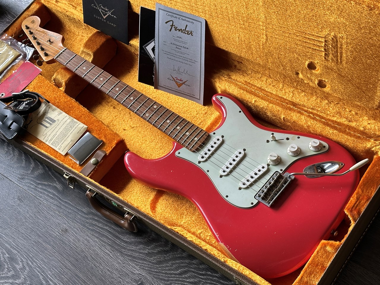 Fender Stratocaster 1962 Relic Fiesta Red Custom Shop - Image 1