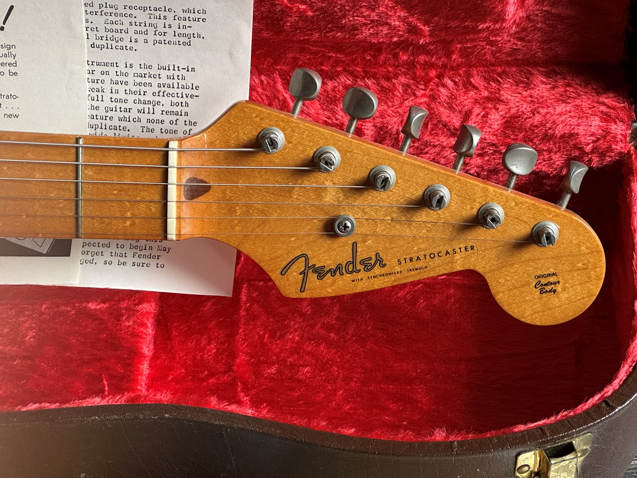 1994 Fender Stratocaster 1954 Reissue 40th Anniversary with 2 Cases Serial# 1905 - Thumbnail 5