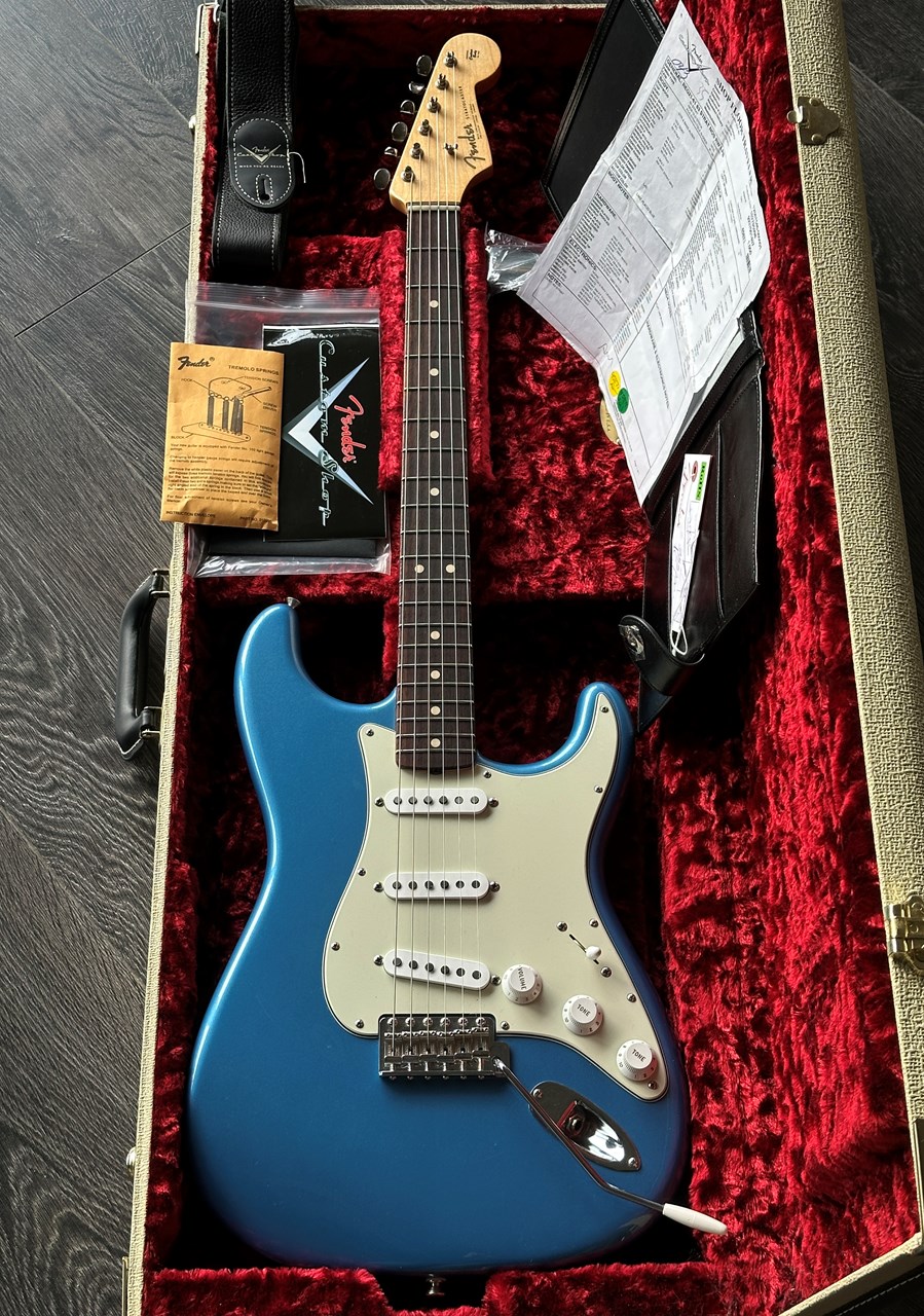 2022 Fender Stratocaster 1963 NOS Lake Placid Blue Custom Shop - Thumbnail 2
