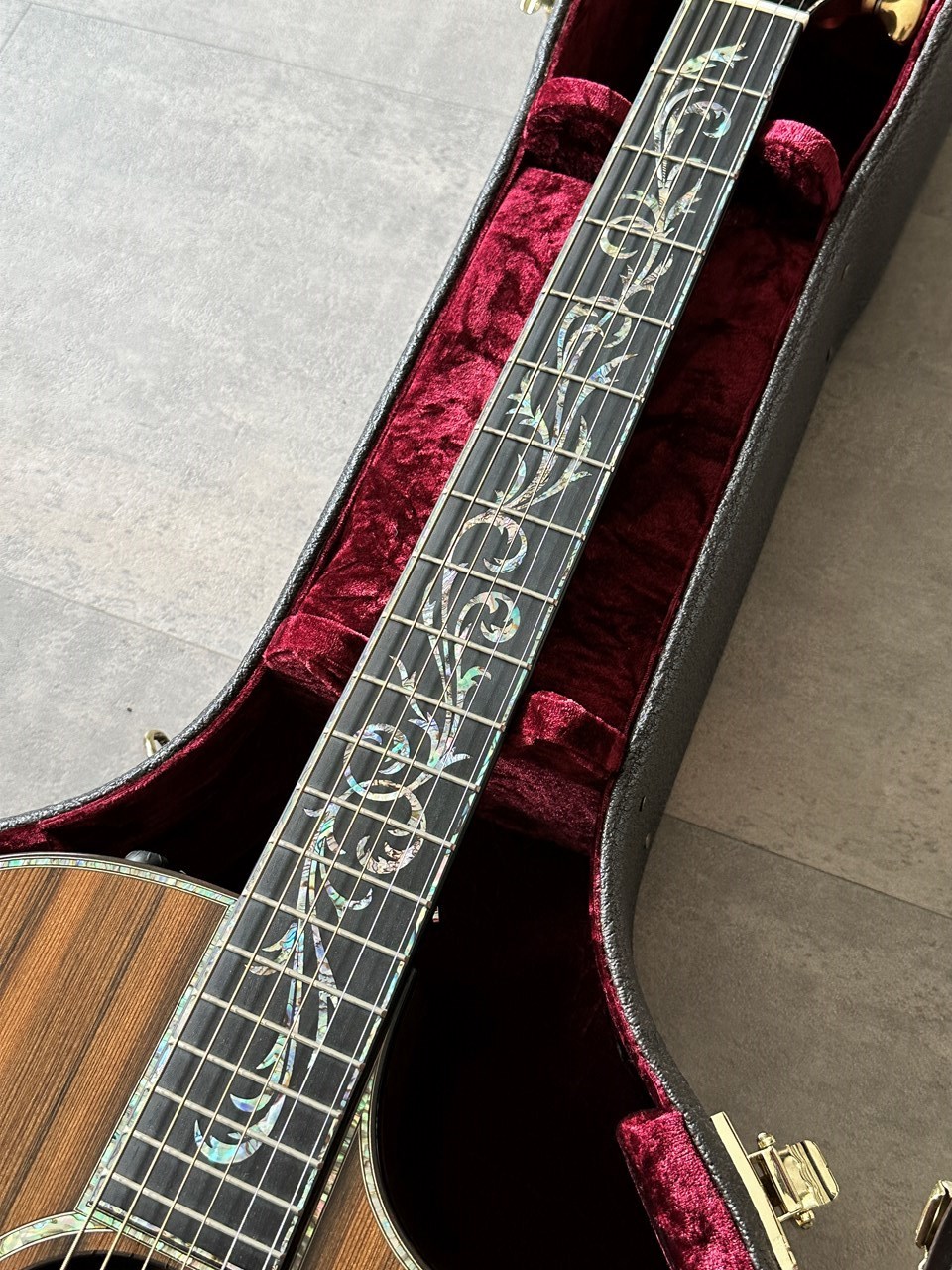 Taylor PS14CE Fall Limited Presentation Series Sinker Redwood/Macassar Ebony - Thumbnail 5