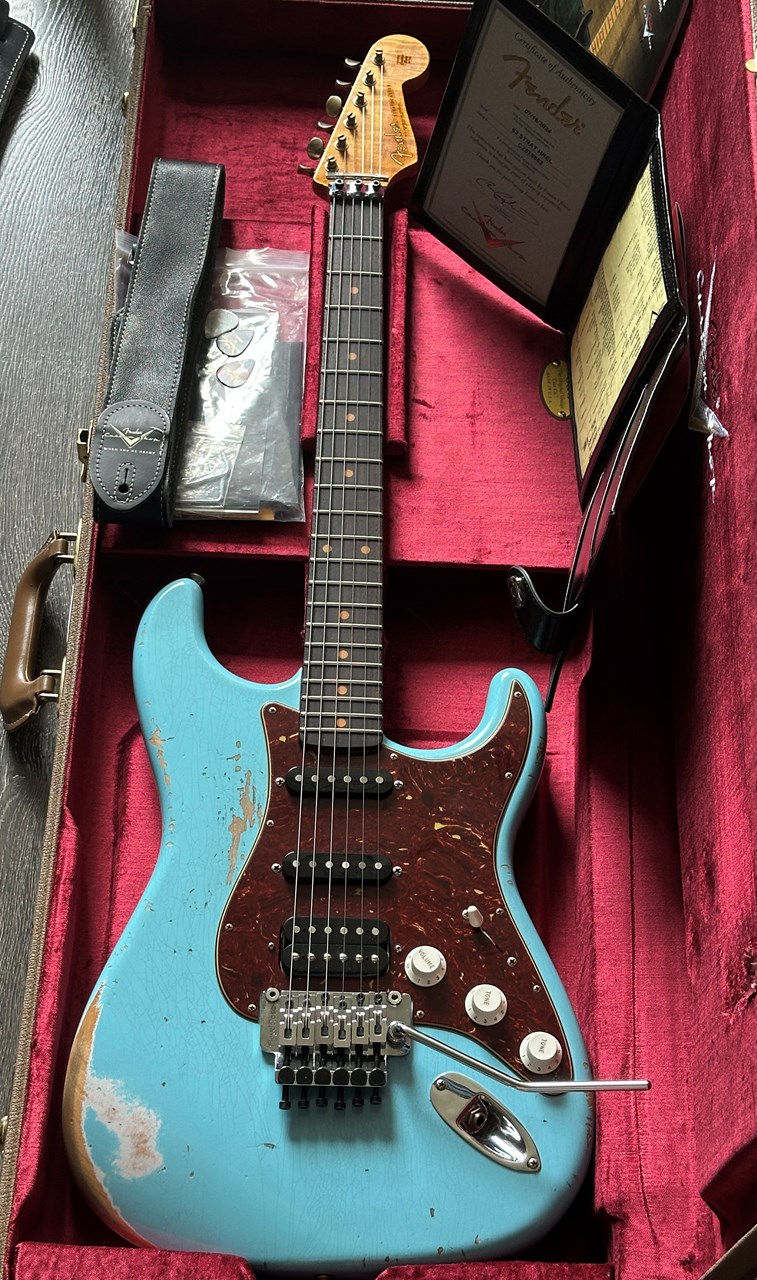 2024 Fender Stratocaster 1960 HSS Heavy Relic Floyd - Thumbnail 5