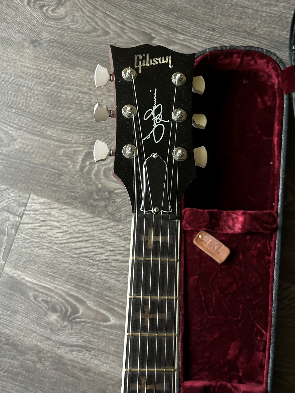 2000 Gibson SG Tony Iommi Custom Shop with Sterling Silver Cross Inlays Dark Wine Red Handsigned - Thumbnail 5
