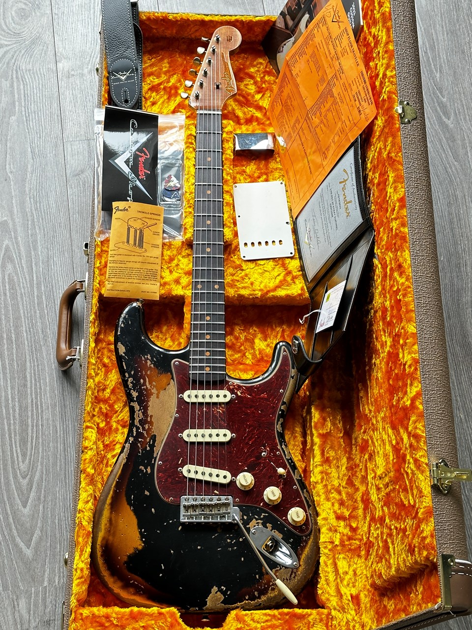 2023 Fender Stratocaster 1960 Roasted Super Heavy Relic Limited Edition - Thumbnail 4