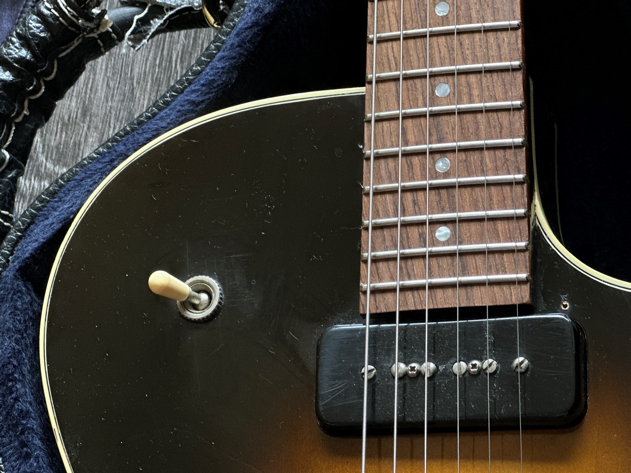1993 Gibson ES-135 Semi-Hollowbody Vintage Sunburst - Thumbnail 5