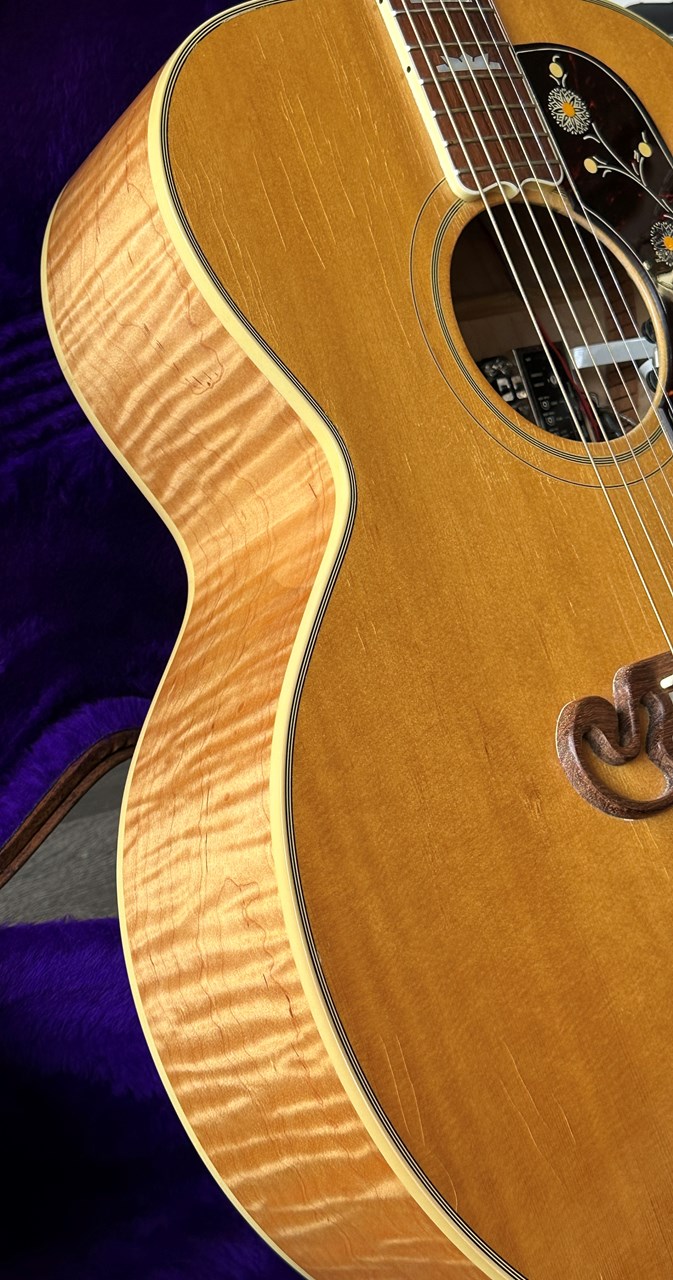 1998 Gibson SJ-200 Jumbo with Beautiful Flamed Maple & Pickup Original Case - Thumbnail 4