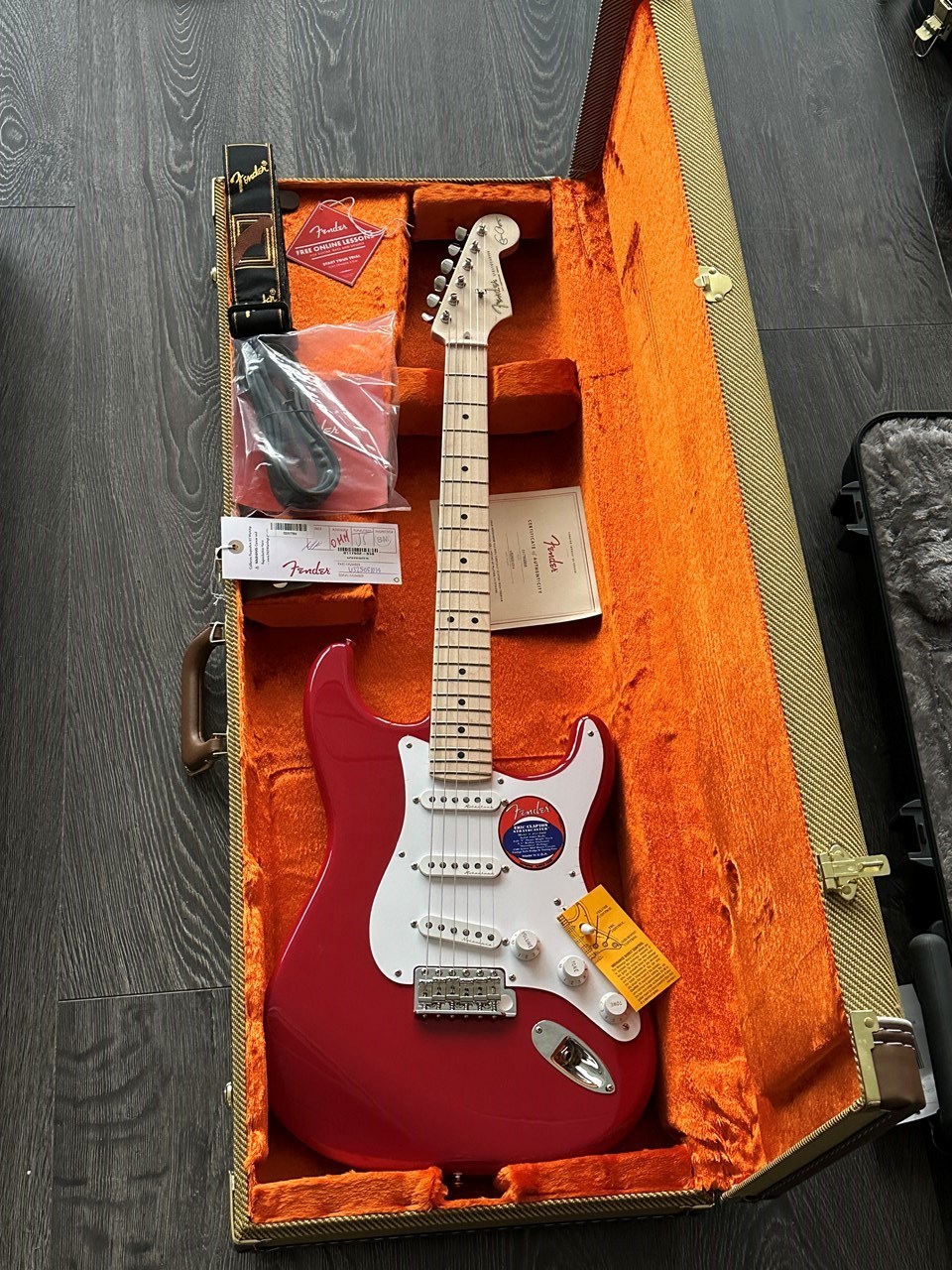 2025 Fender Stratocaster Eric Clapton Artist Series Torino Red Unplayed - Thumbnail 2
