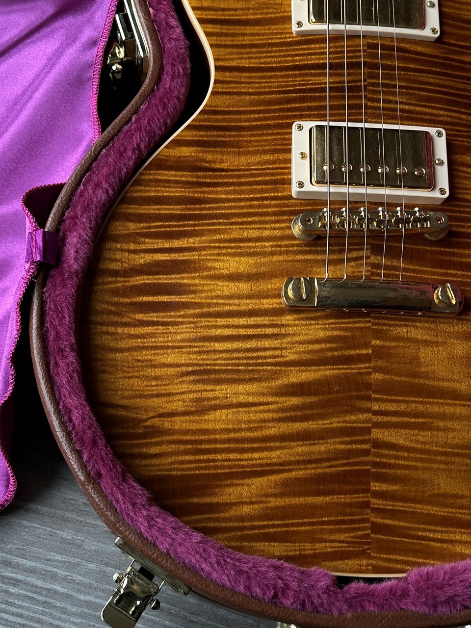 1995 Gibson Les Paul Classic Premium Plus Limited Run - Thumbnail 2