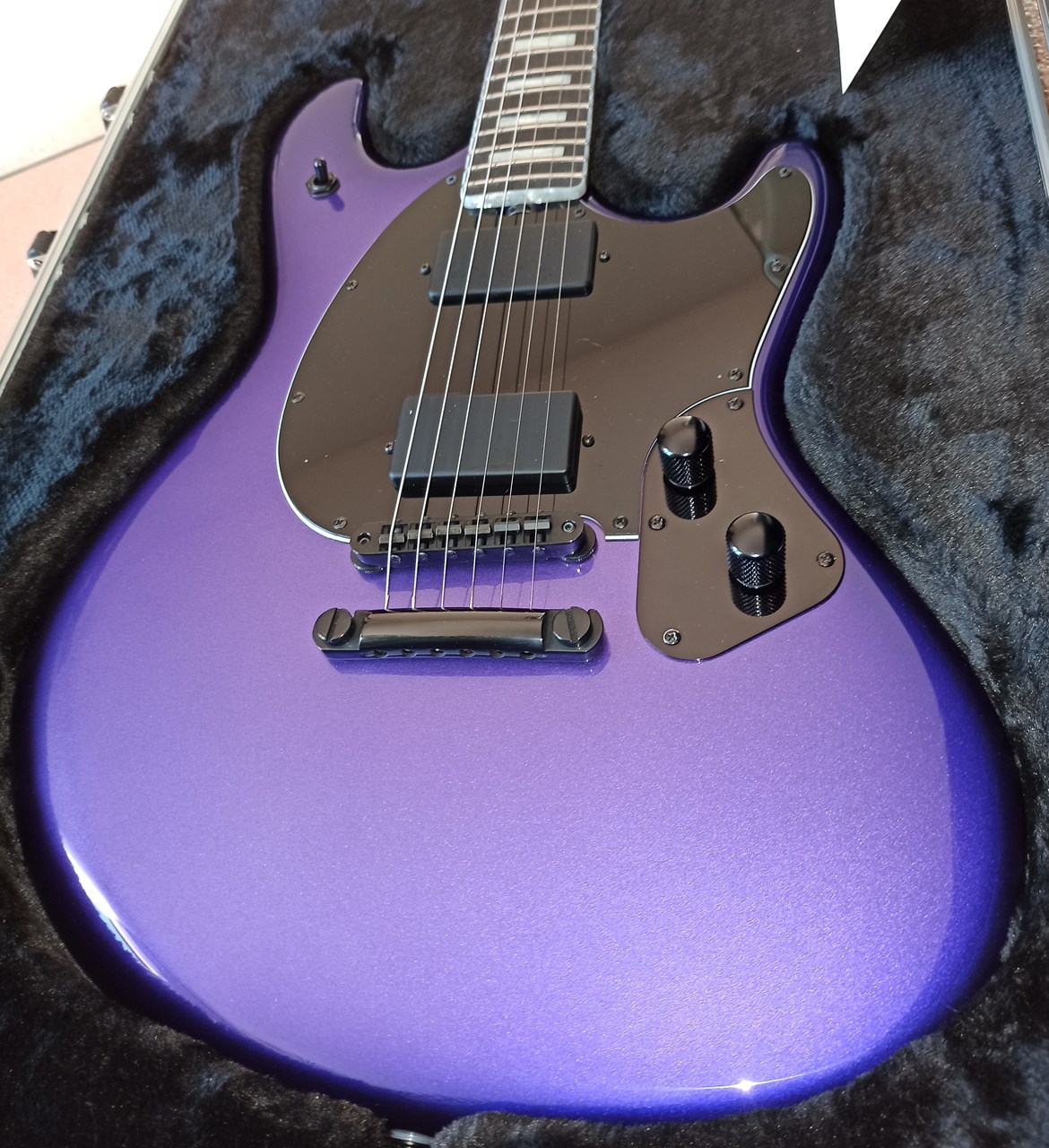 Music Man BFR Stingray HT Plum Crazy Only 80 Made Mint - Thumbnail 5