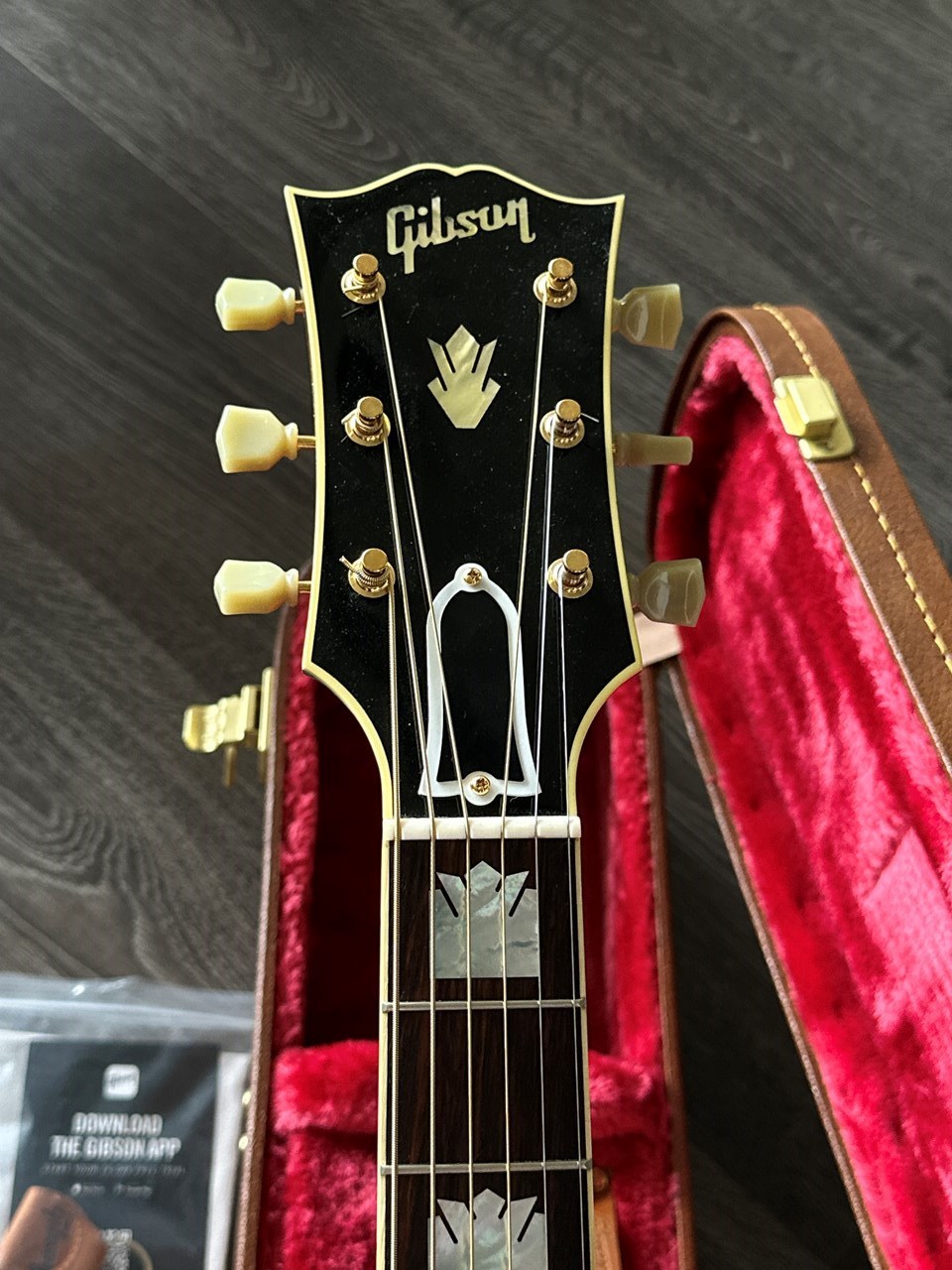 2024 Gibson SJ-200 Vintage Sunburst Flamed Maple Mint & Complete - Thumbnail 3
