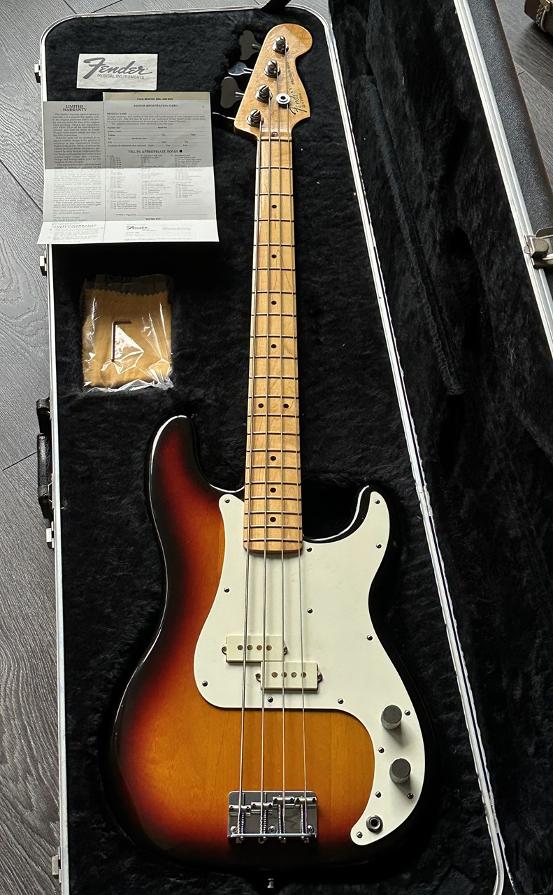 1983 Fender USA Precision Bass Sunburst with Papers & Case - Thumbnail 2