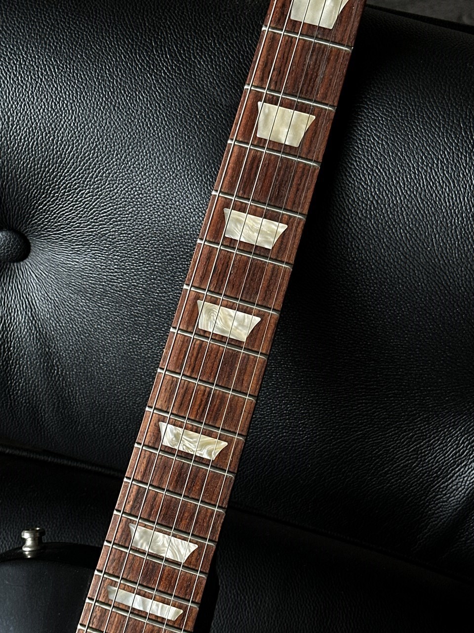 2011 Gibson Les Paul Studio 60's Tribute P90's Worn Ebony - Thumbnail 3