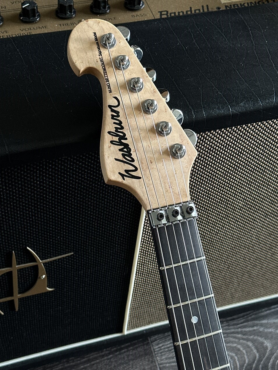Washburn USA NZ Nuno Owned & Played Personal One Off Custom with Zemaitis Pickguard - Thumbnail 3