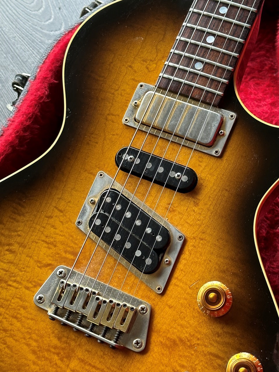 1993 Gibson Nighthawk Special SP3 Flamed Maple Tobacco - Thumbnail 2