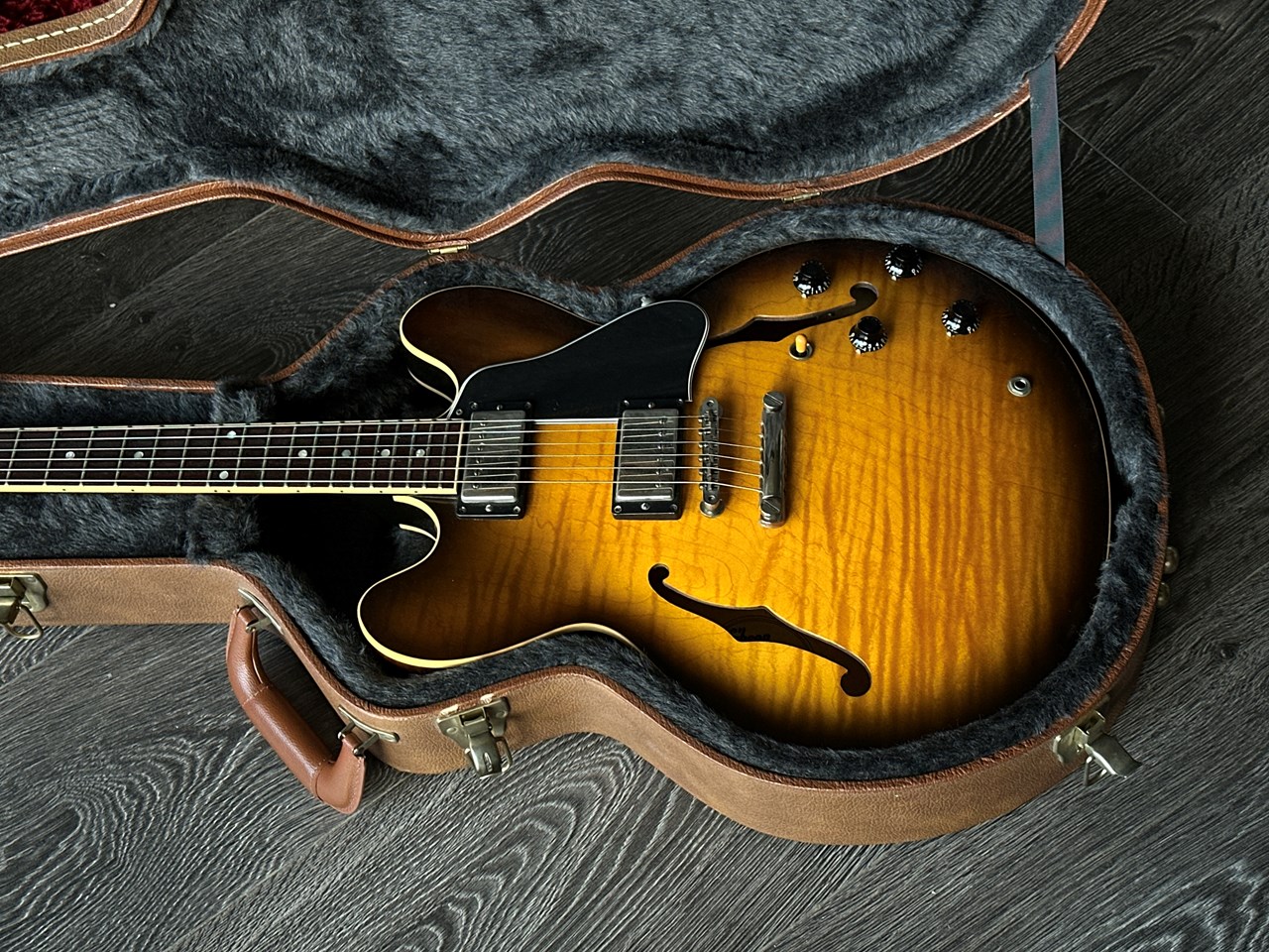 2000 Gibson ES-335 Figured Maple Vintage Sunburst with Case - Thumbnail 6