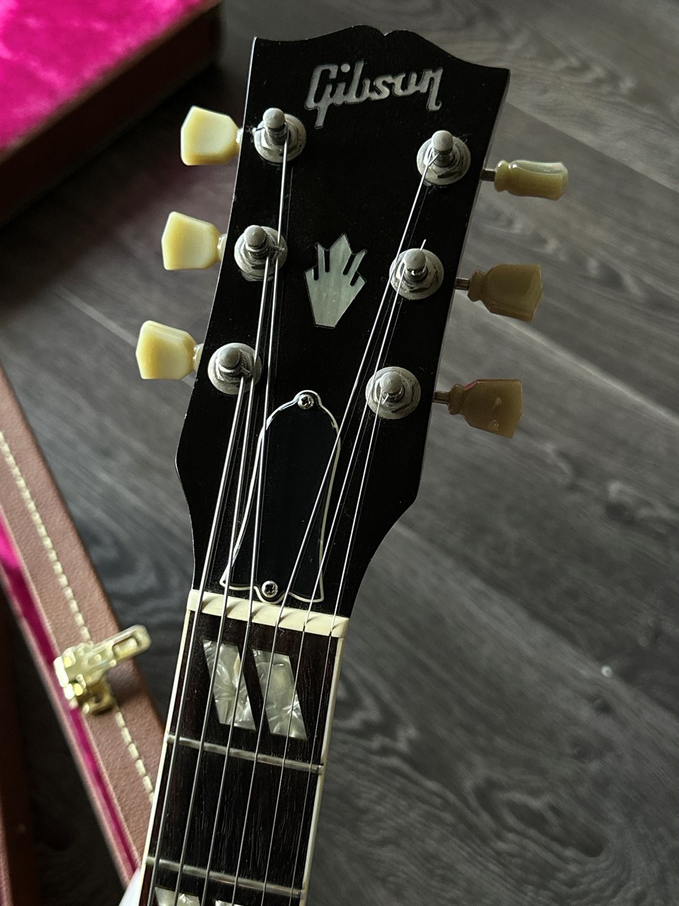Gibson ES-175 Vintage Sunburst Flamed Maple Body Papers & Case - Thumbnail 6