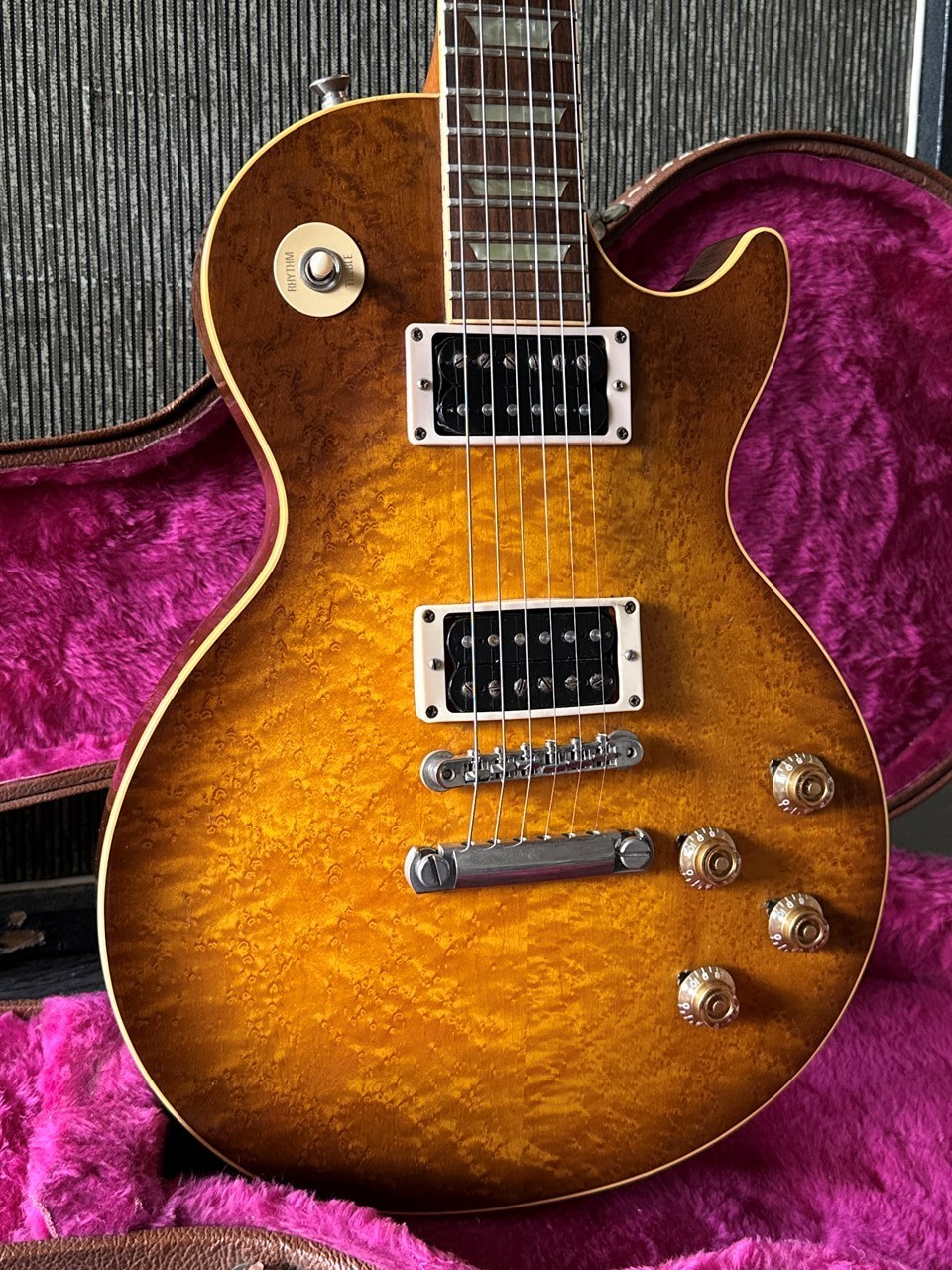 1993 Gibson Les Paul Classic Birdseye Top Honeyburst - Thumbnail 4