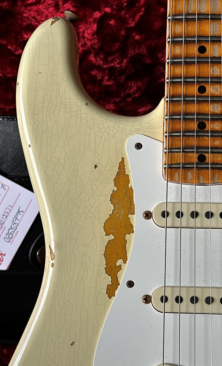 Fender Stratocaster 1956 Heavy Relic Custom Shop with COA & Case - Thumbnail 4