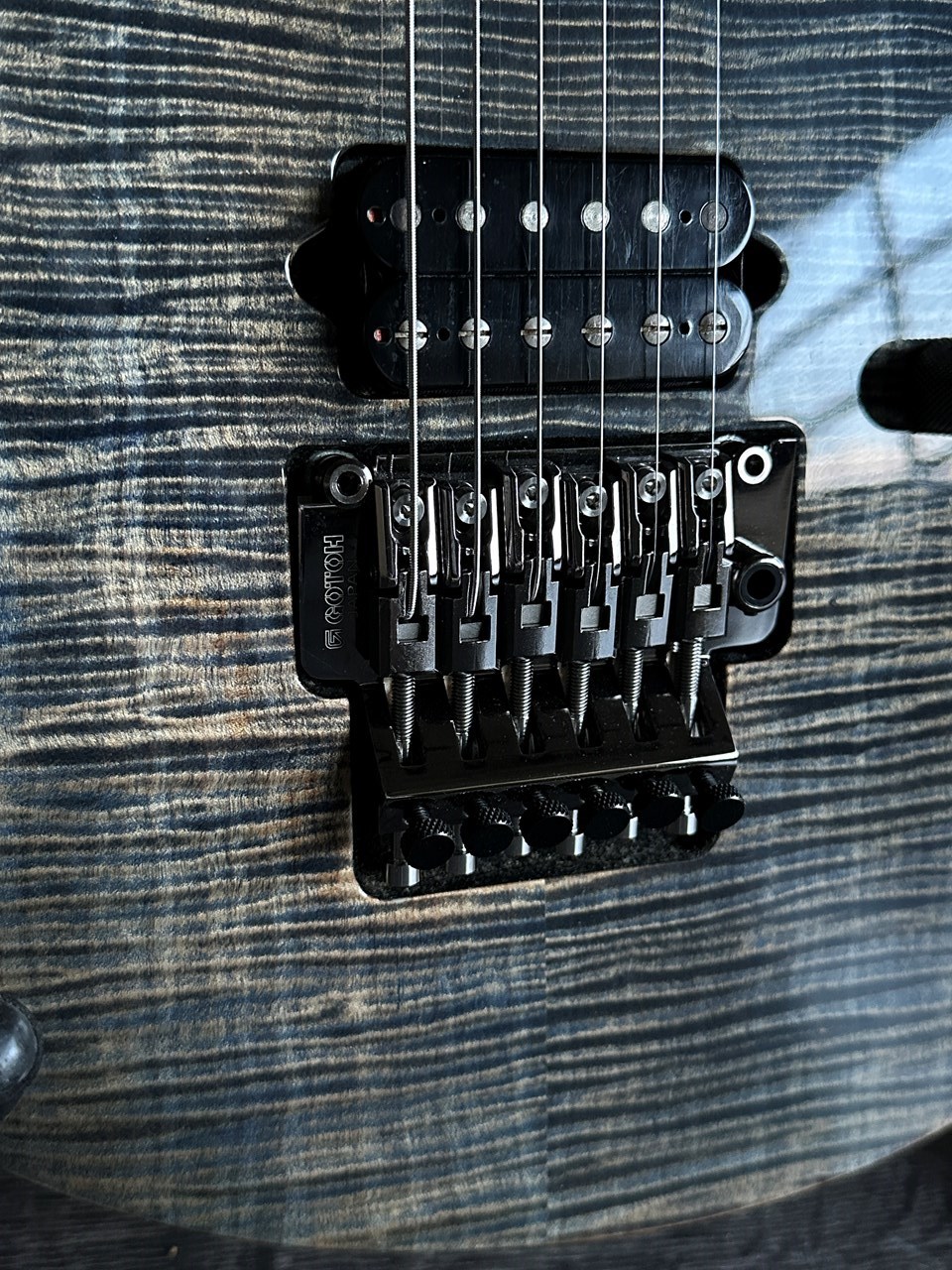 Suhr Pro Series M6 Modern Trans Blue Denim Stainless Steel 24 Frets - Thumbnail 6