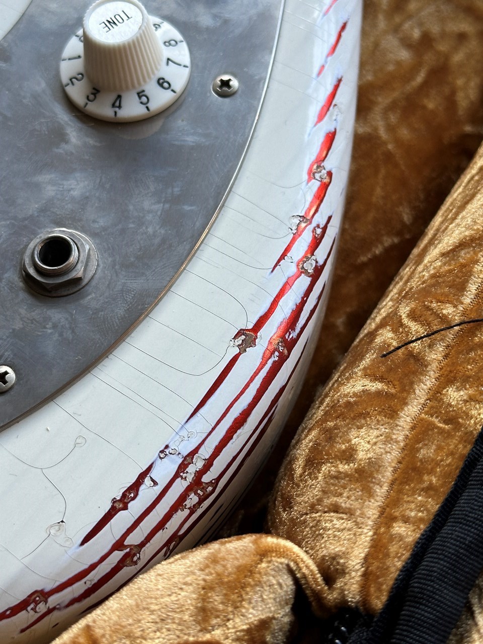 Novo Serus J Nucleus Olympic White over Candy Apple Red Fralin P90s Mastery Vibrato - Thumbnail 5