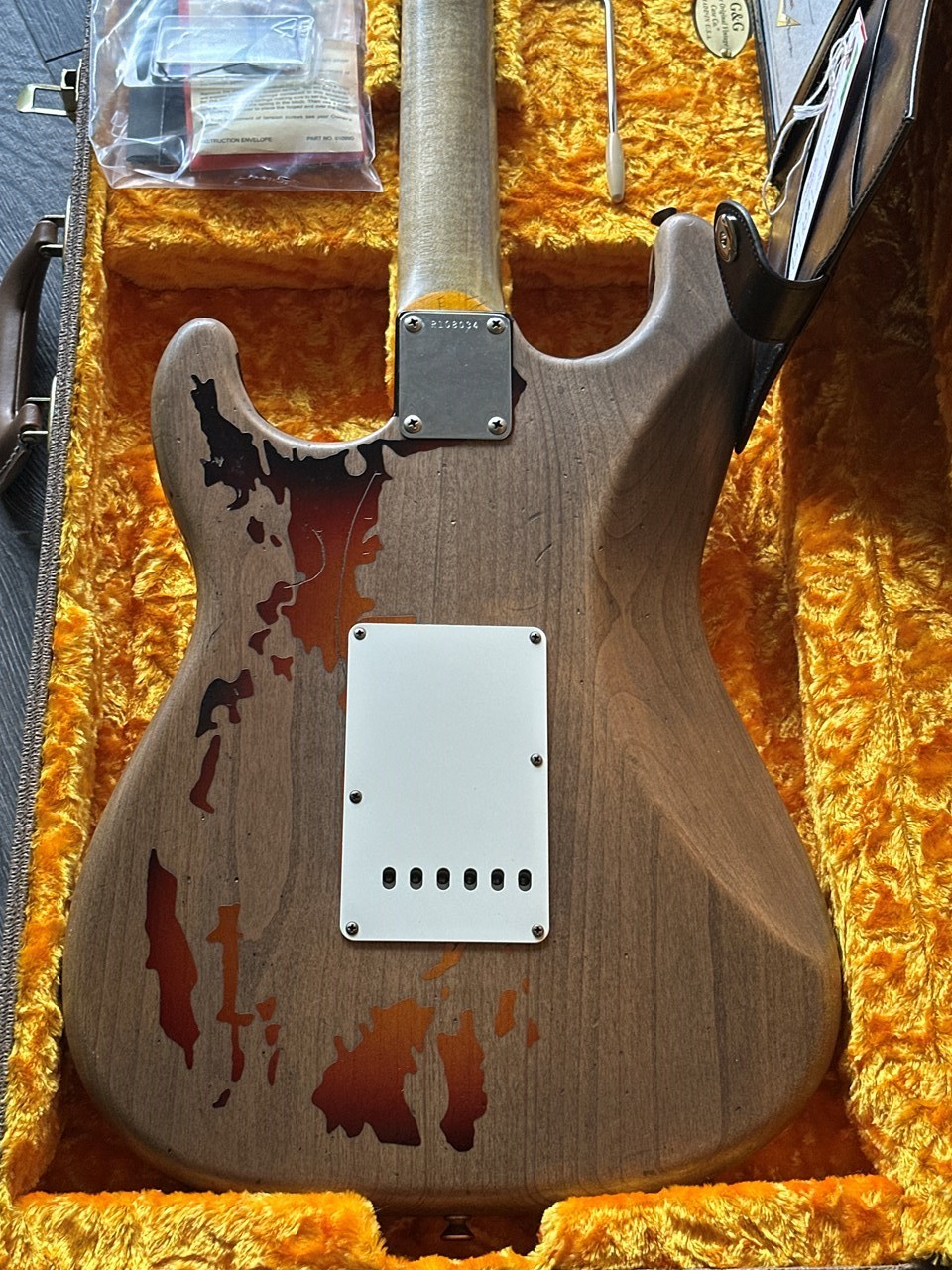 Fender Stratocaster Rory Gallagher Tribute Custom Shop Relic with COA & Case Mint - Thumbnail 6