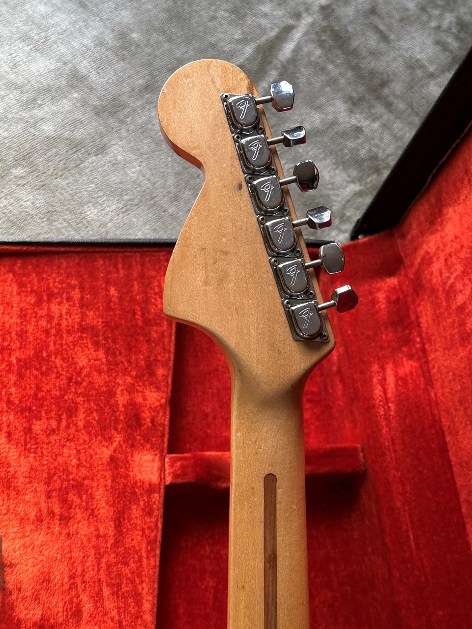 1973 Fender Stratocaster White Original Finish Black Bottom Pickups - Thumbnail 6