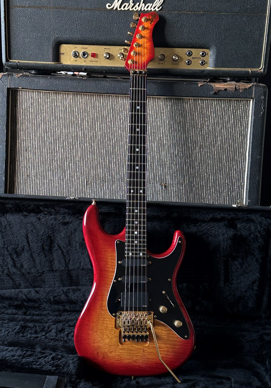Valley Arts Custom Pro Flamed Maple Body Collectors Condition - Thumbnail 5