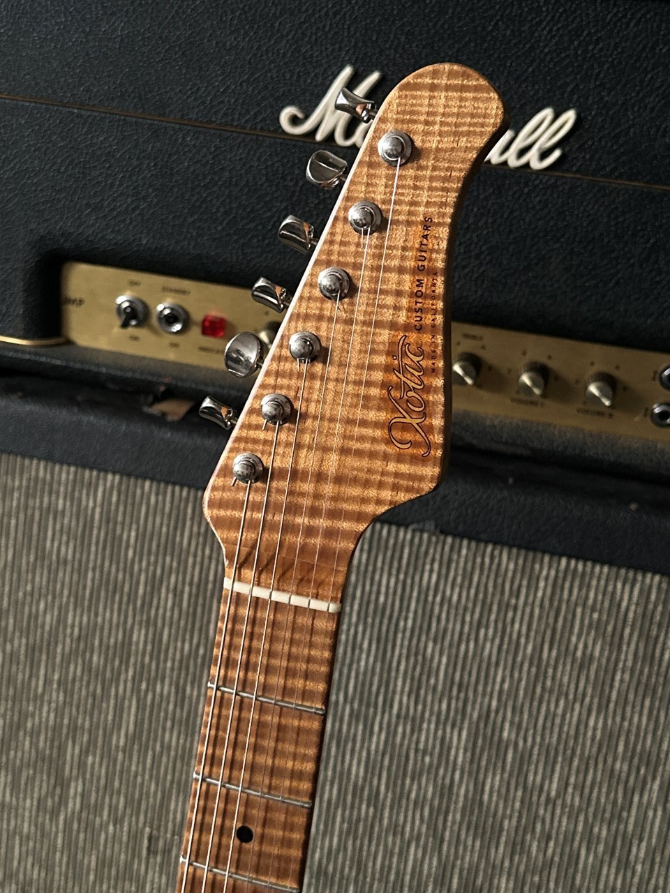 Xotic XSC-2 Heavy Aged Lake Placid Blue AAA Flamed Maple Neck - Thumbnail 5
