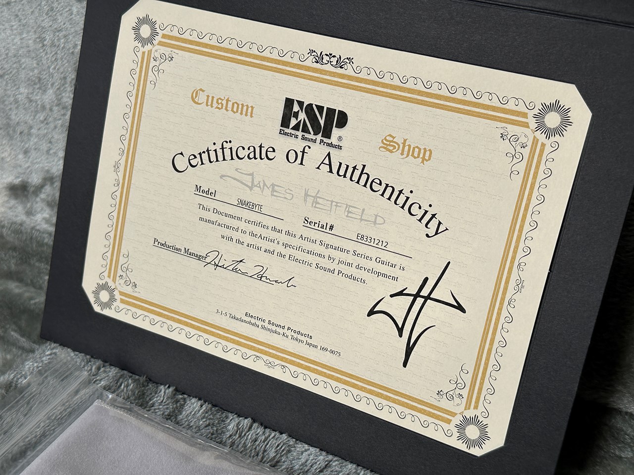 ESP Custom Shop Snakebyte James Hetfield Mint & Complete - Thumbnail 4