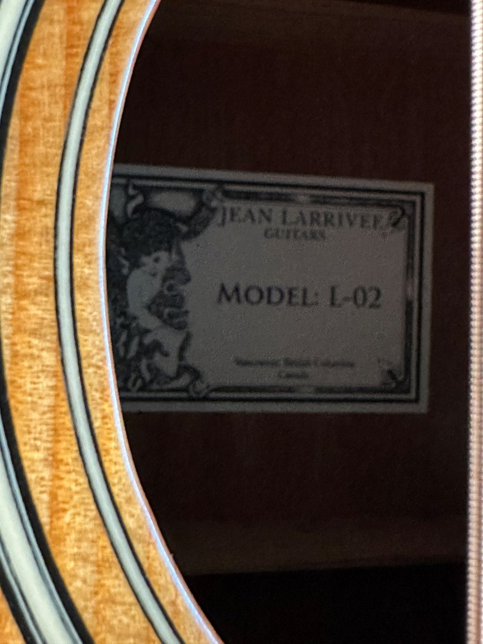 Larrivée L-02 All-Solid Acoustic Handcrafted in Canada - Thumbnail 6