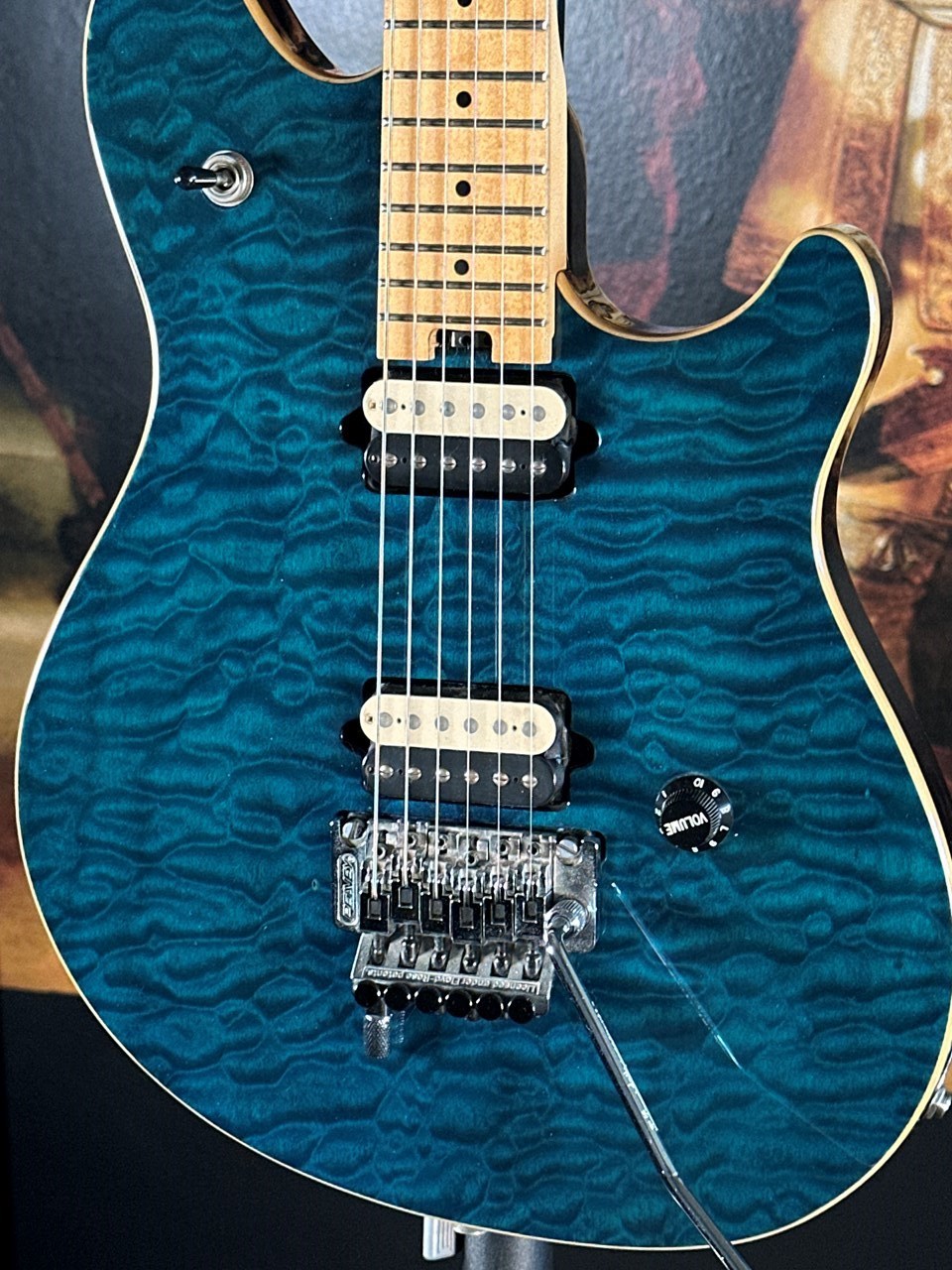 Peavey Wolfgang EVH Trans Blue Quilt Top Eddie van Halen Model - Thumbnail 2