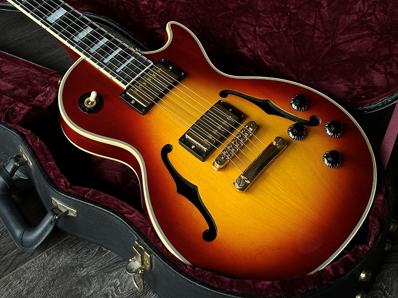 2001 Gibson Les Paul Custom Florentine Custom Shop Semi-Hollowbody - Thumbnail 5