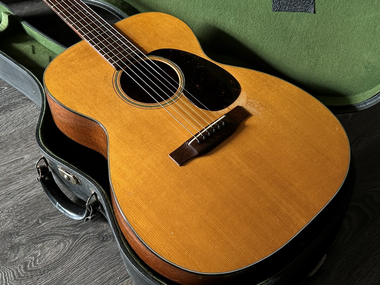 1943 Martin 00-18 Adirondack Spruce & Scalloped Bracing - Thumbnail 4