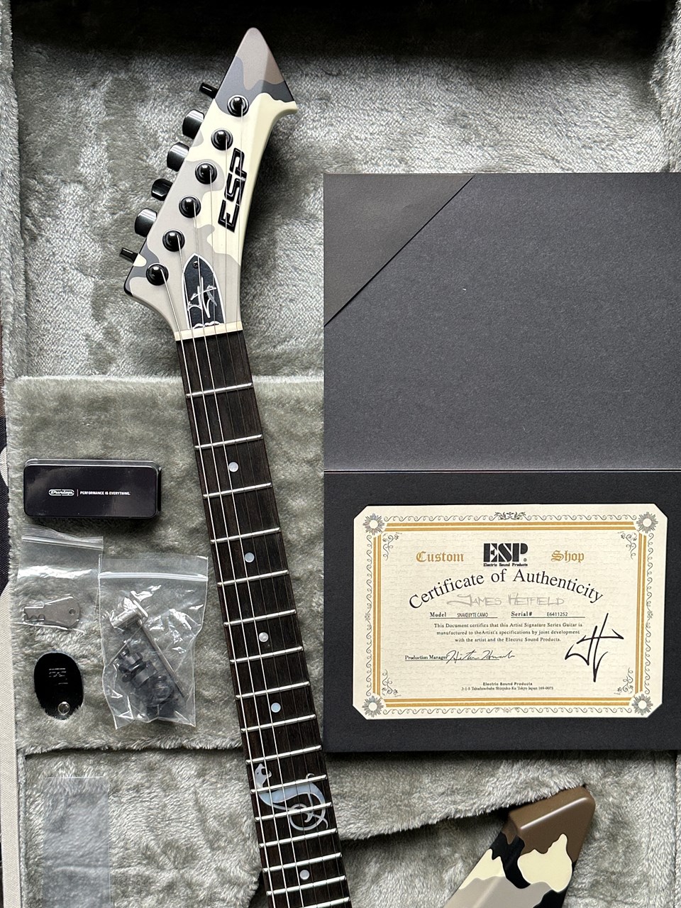 ESP Custom Shop James Hetfield Snakebyte KUIU Camo Satin - Thumbnail 6