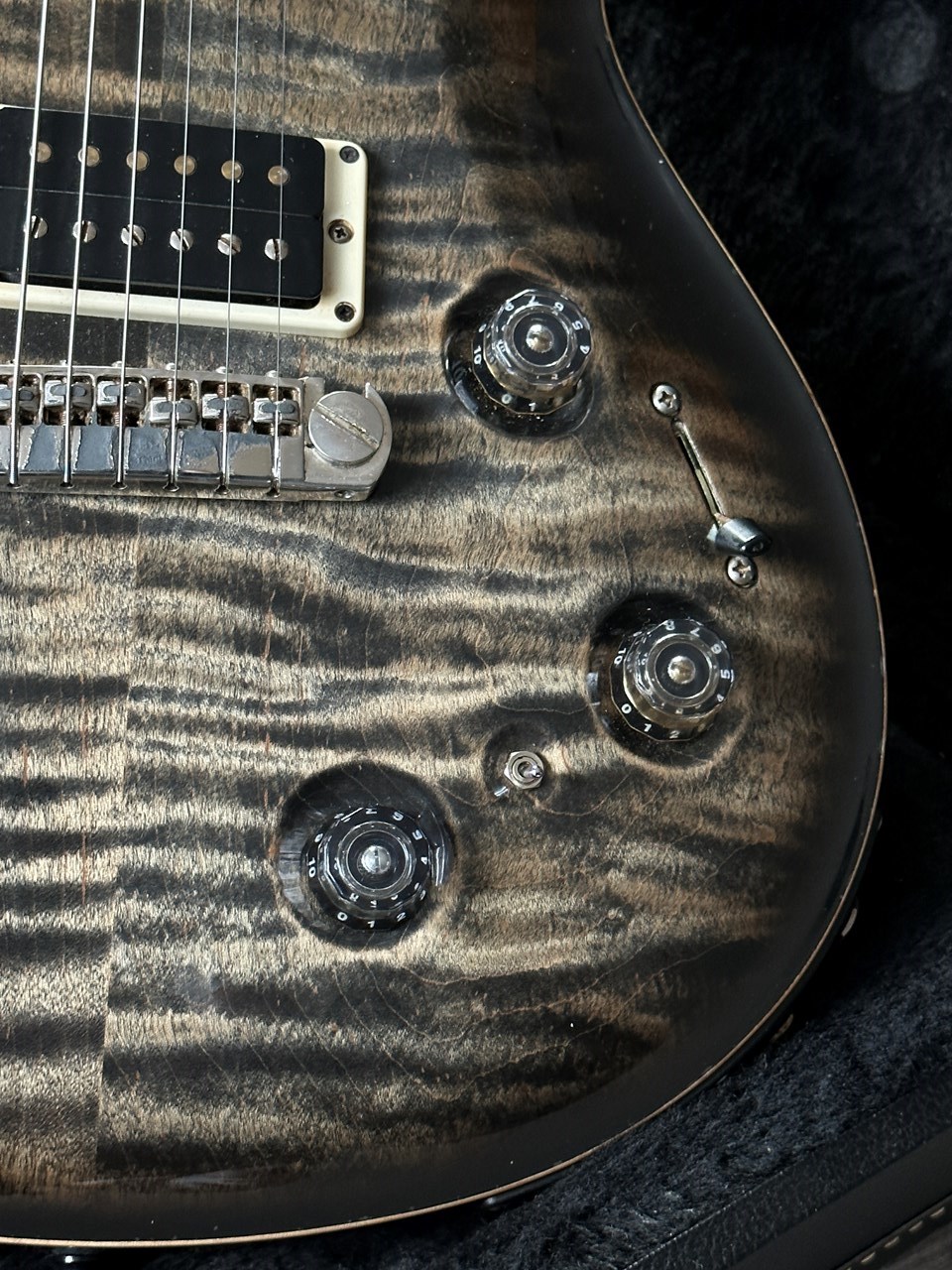 PRS Paul Reed Smith P22 Piezo & Stunning Charcoal Flametop - Thumbnail 3