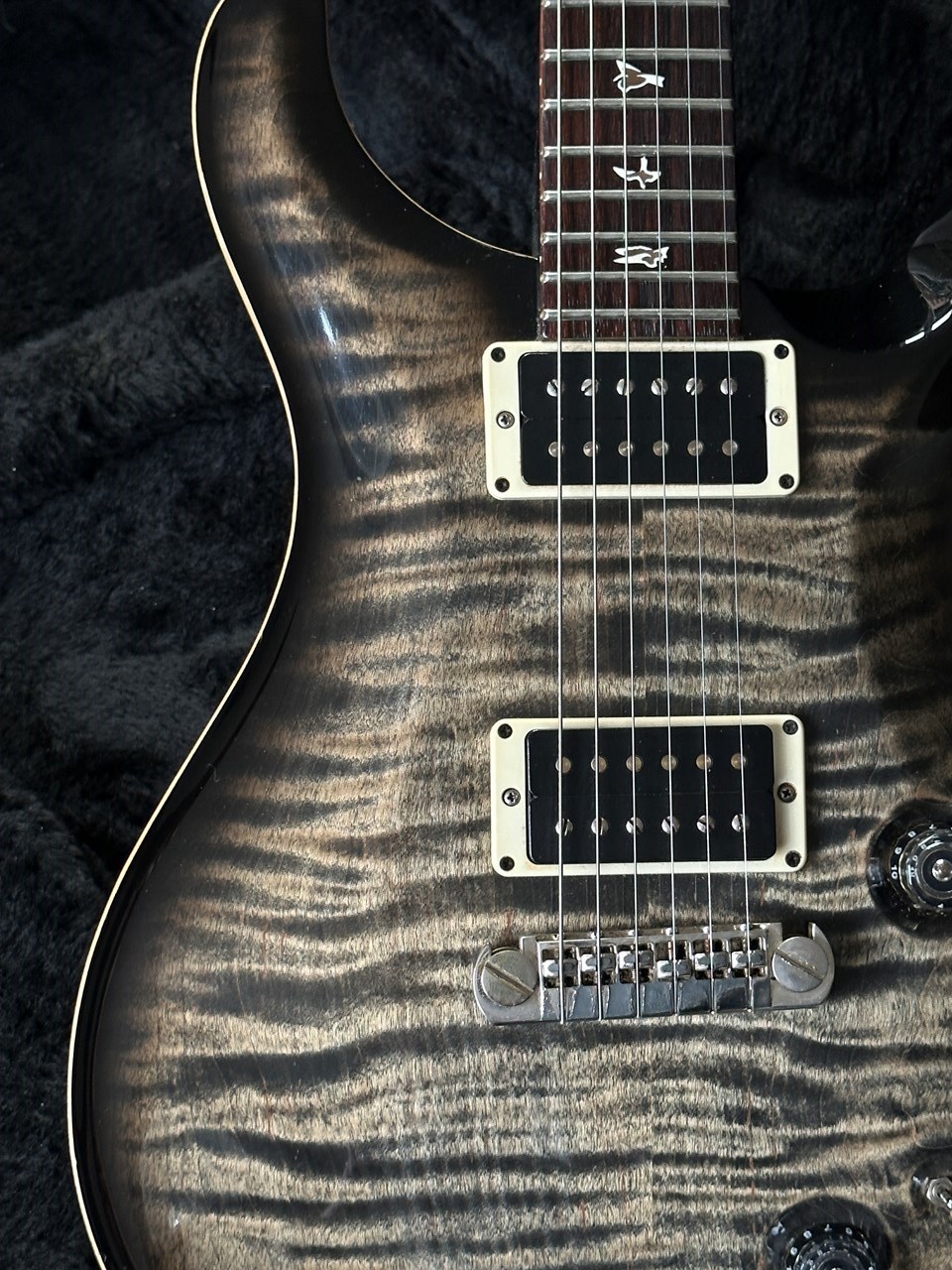 PRS Paul Reed Smith P22 Piezo & Stunning Charcoal Flametop - Thumbnail 2