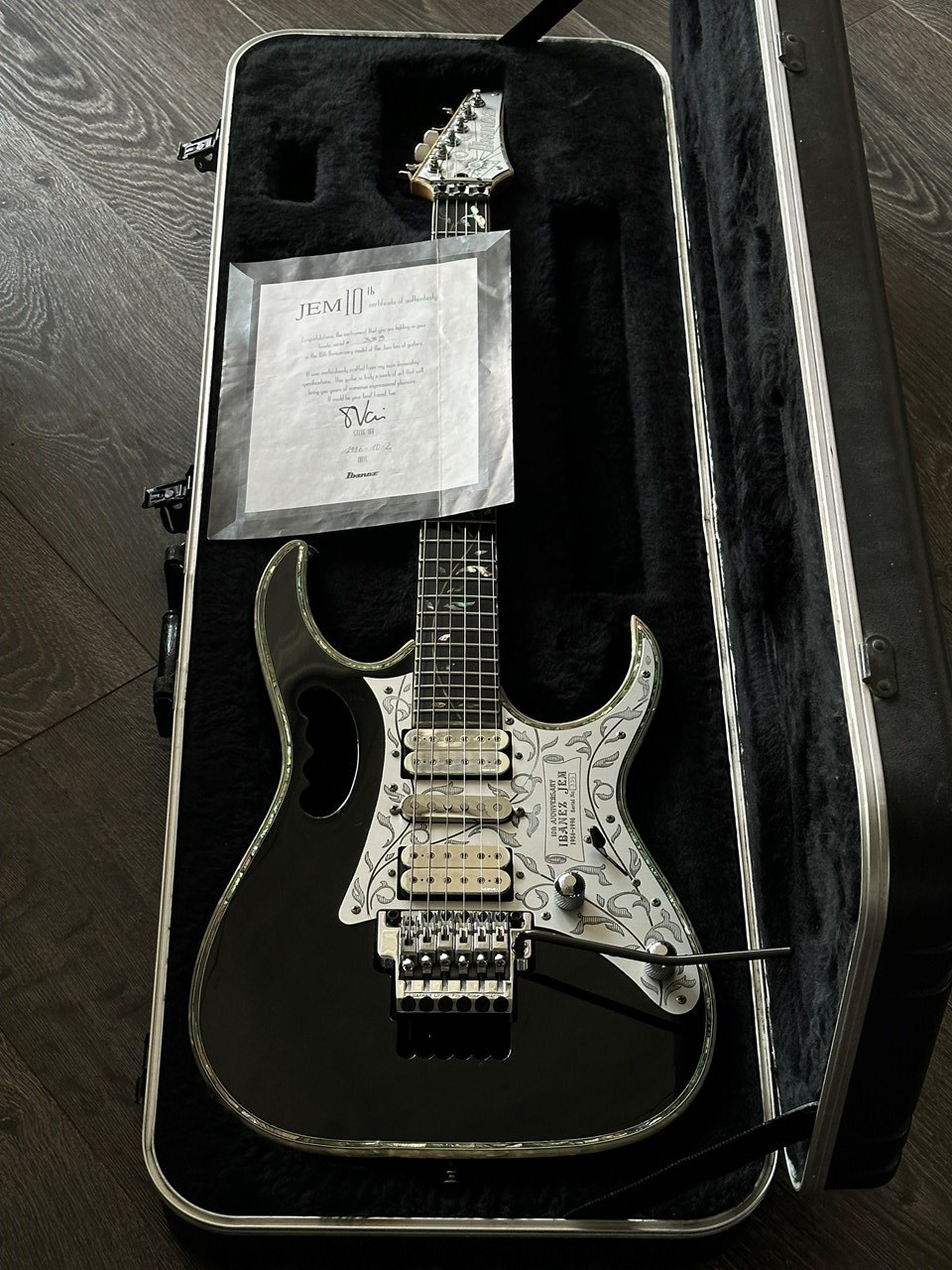 1996 Ibanez JEM 10th Anniversary Steve Vai Serial# 339 - Thumbnail 2